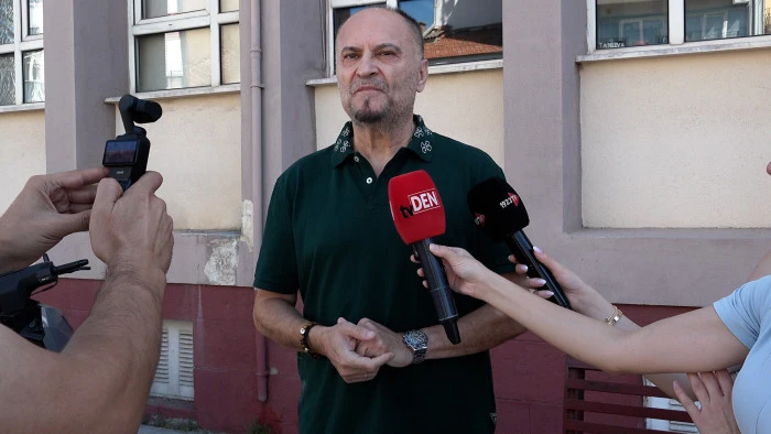 İbrahim Gürdal adliye önünde Yamen’i bekledi: “Gelmedi, Halep oradaysa arşın burada”