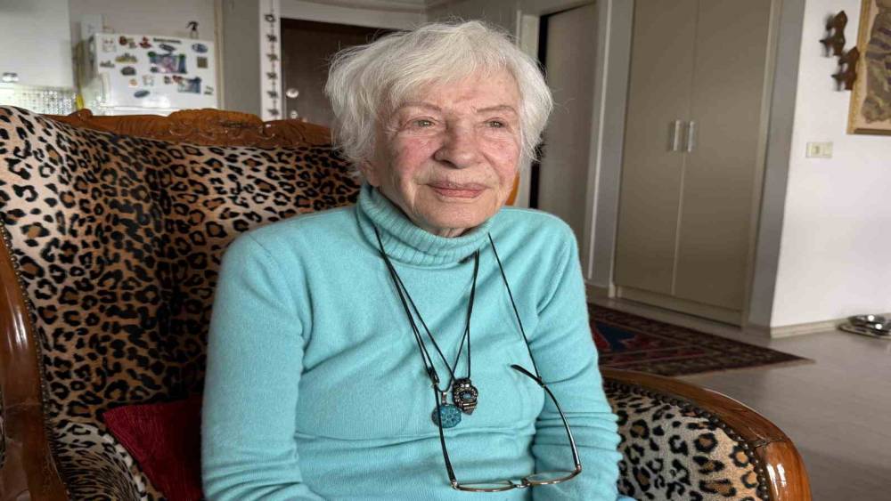 Defne Joy Foster&rsquo;ın &ouml;l&uuml;m yıld&ouml;n&uuml;m&uuml;nde "FET&Ouml;" ş&uuml;phesi yeniden g&uuml;ndeme geldi
