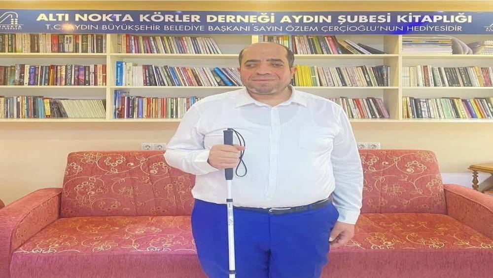 Altı Nokta K&ouml;rler Derneği Aydın Şube Başkanı &Ouml;zen: "Beyaz baston &ouml;zg&uuml;rl&uuml;kt&uuml;r"
