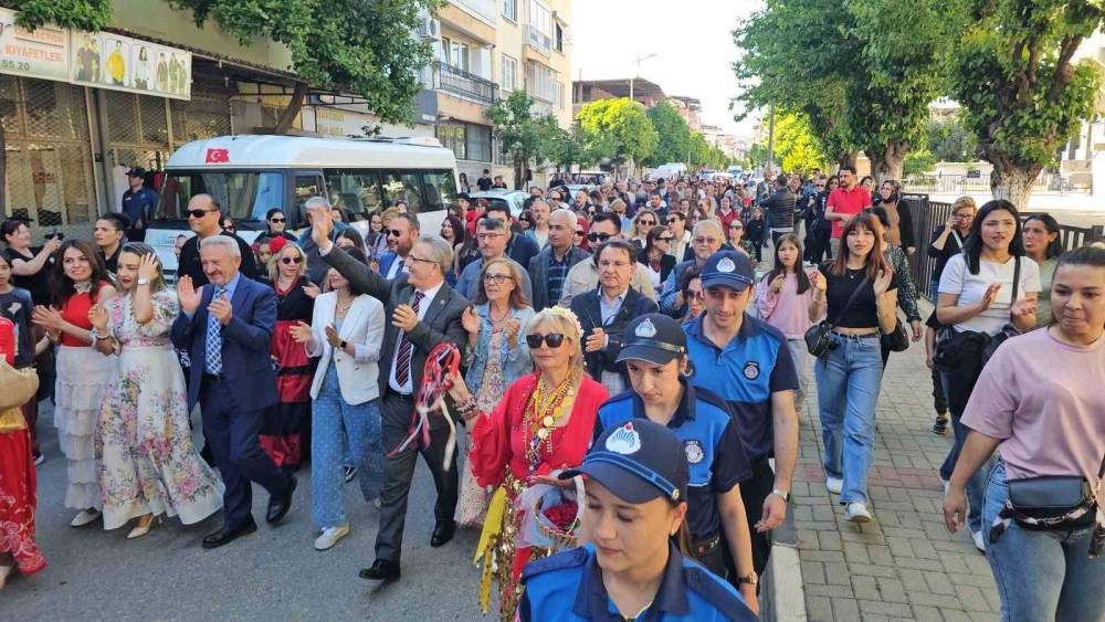 Nazilli&rsquo;de baharın coşkusu Kakava Şenlikleri ile başladı
