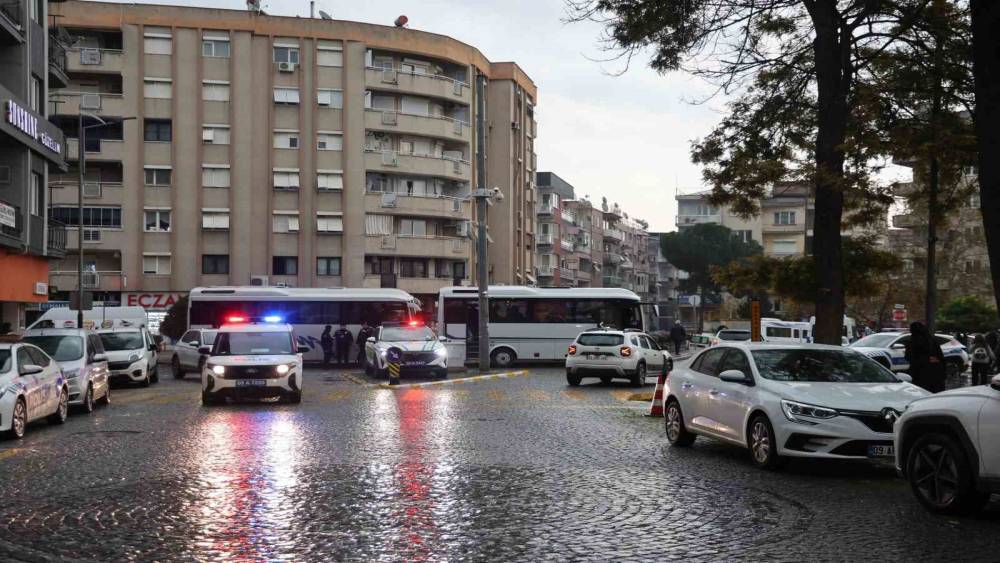 Aydın polisinin demokrasi n&ouml;beti
