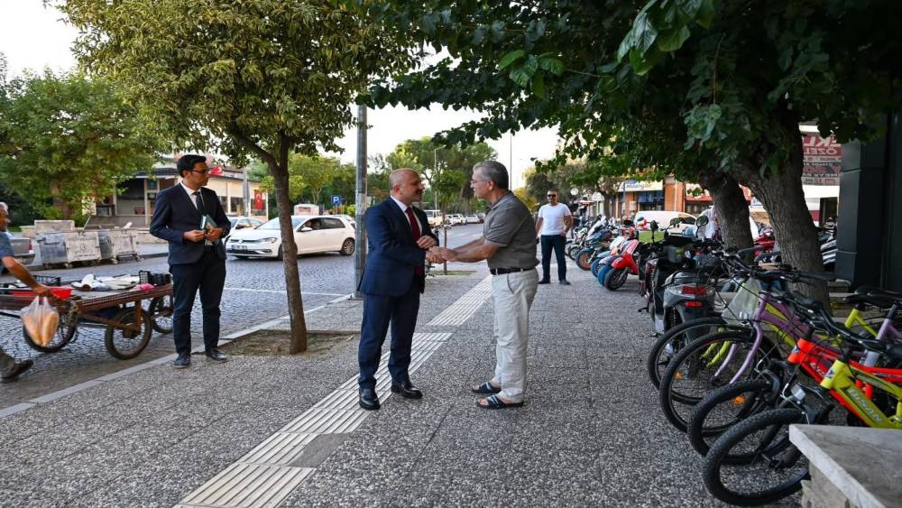 Aydın Valisi Varol, vatandaşları yalnız bırakmıyor
