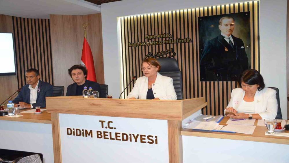 Didim Belediye Meclisi&rsquo;nde "Vakıfların" yeri i&ccedil;in Başkan Gen&ccedil;ay&rsquo;a yetki verildi
