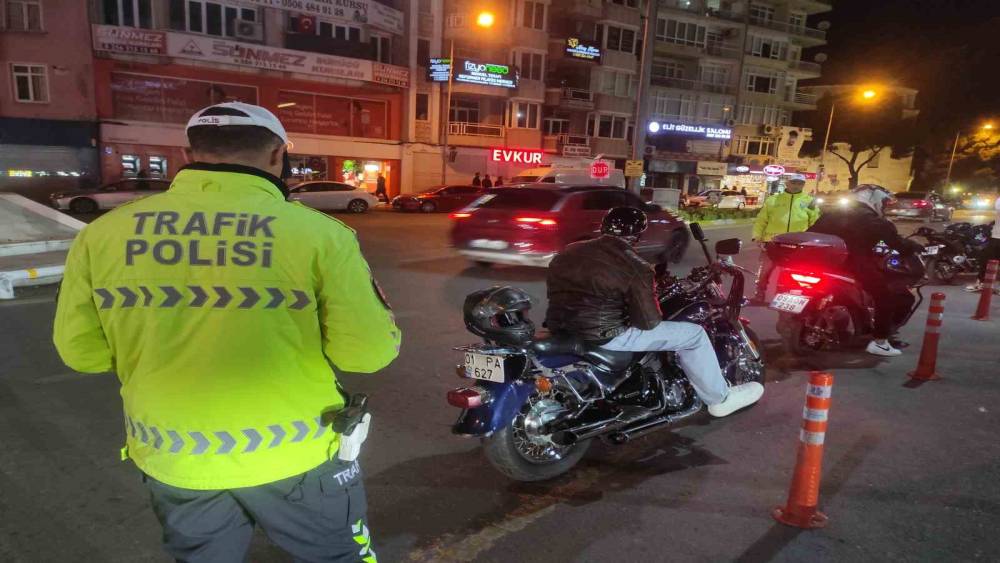 Aydın&rsquo;da trafik denetimlerinde 25 bin araca işlem yapıldı
