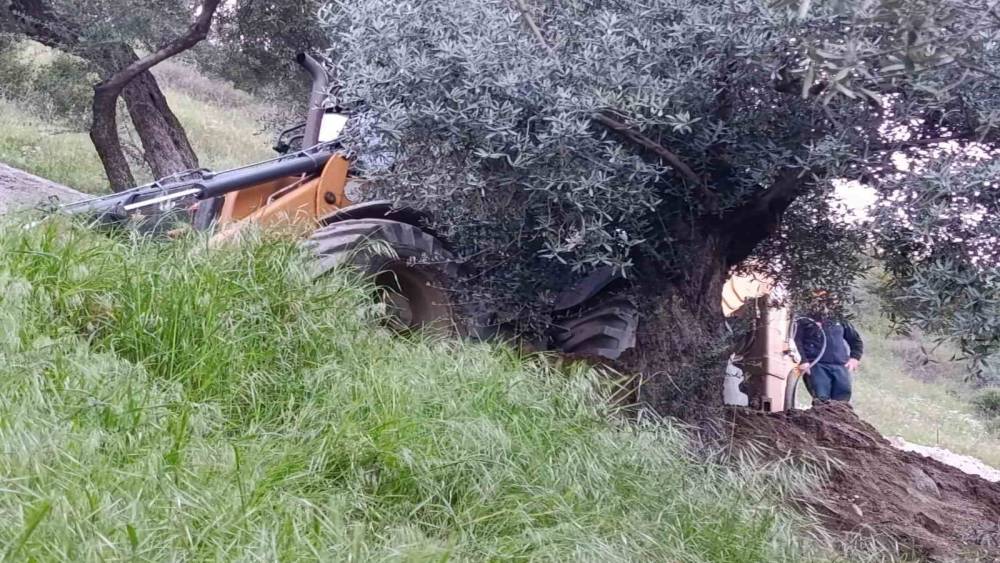 Nazilli&rsquo;de ka&ccedil;ak kazıda sırasında oluşan g&ouml;&ccedil;&uuml;kte bir kişi hayatını kaybetti
