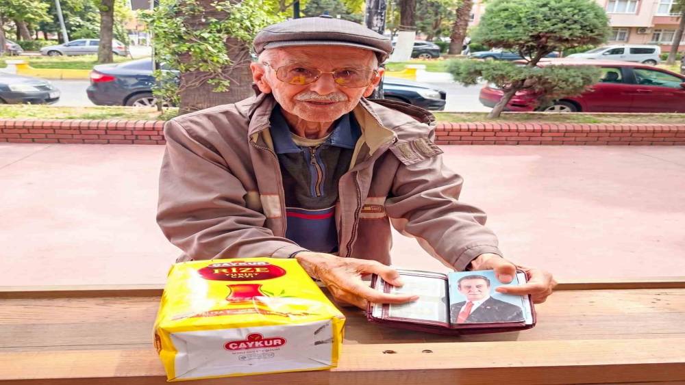 Efeler&rsquo;de &uuml;cretsiz &ccedil;ay ikramına vatandaş desteği s&uuml;r&uuml;yor
