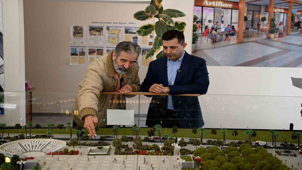 Kuşadası Kent Meydanı&rsquo;nda &ccedil;alışmalarda sona gelindi
