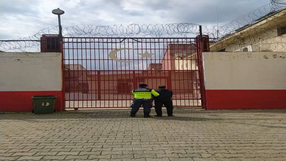 Germencik&rsquo;te 5 yıl 10 ay hapis cezası bulunan h&uuml;k&uuml;ml&uuml; yakalandı
