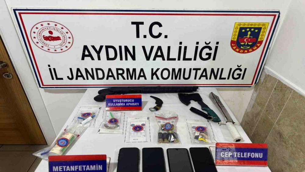 Kuşadası&rsquo;nda jandarmadan narkotik operasyonu
