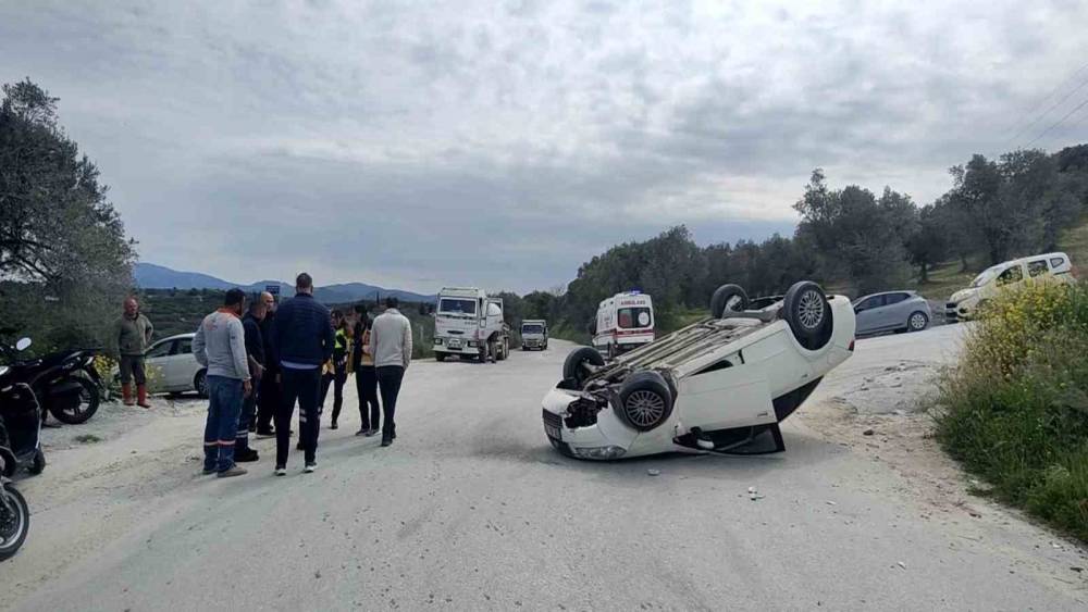 80 yaşındaki s&uuml;r&uuml;c&uuml; takla atan ara&ccedil;tan sağ &ccedil;ıktı

