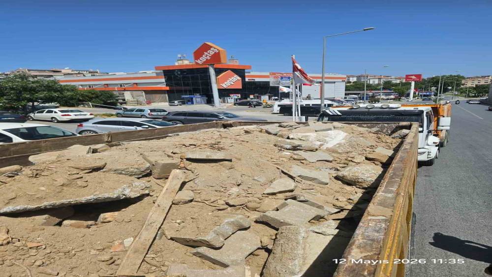 Kuşadası&rsquo;nda iki hafriyat firmasına idari para cezası uygulandı
