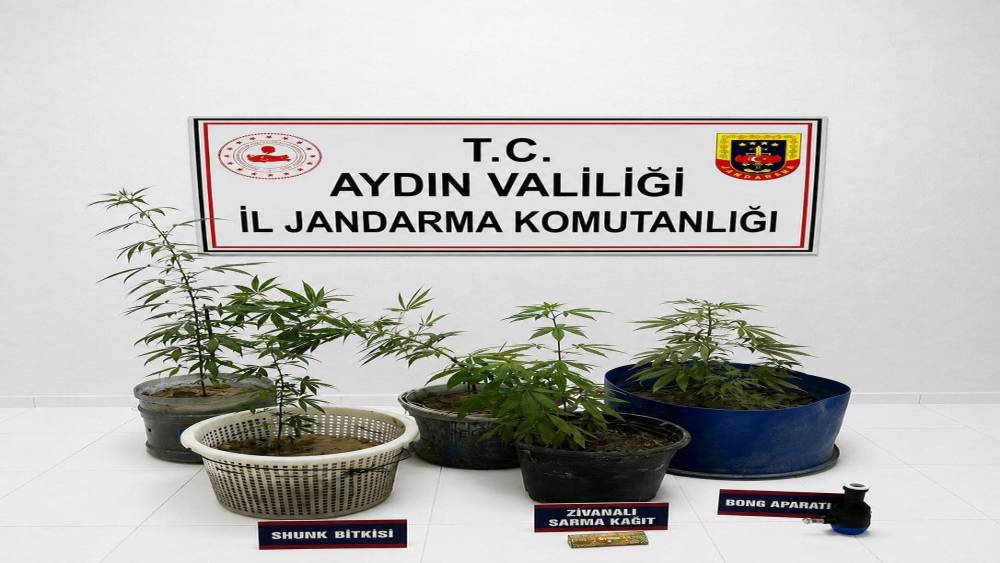 Kuşadası&rsquo;ndaki uyuşturucu operasyonunda 3 ş&uuml;pheli g&ouml;zaltına alındı
