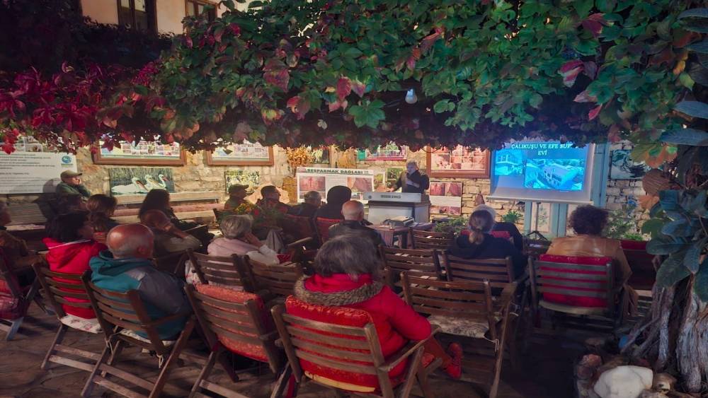 EKODOSD’un konuğu sanat tarihçisi Serçek, Kuşadası müzelerini anlattı
