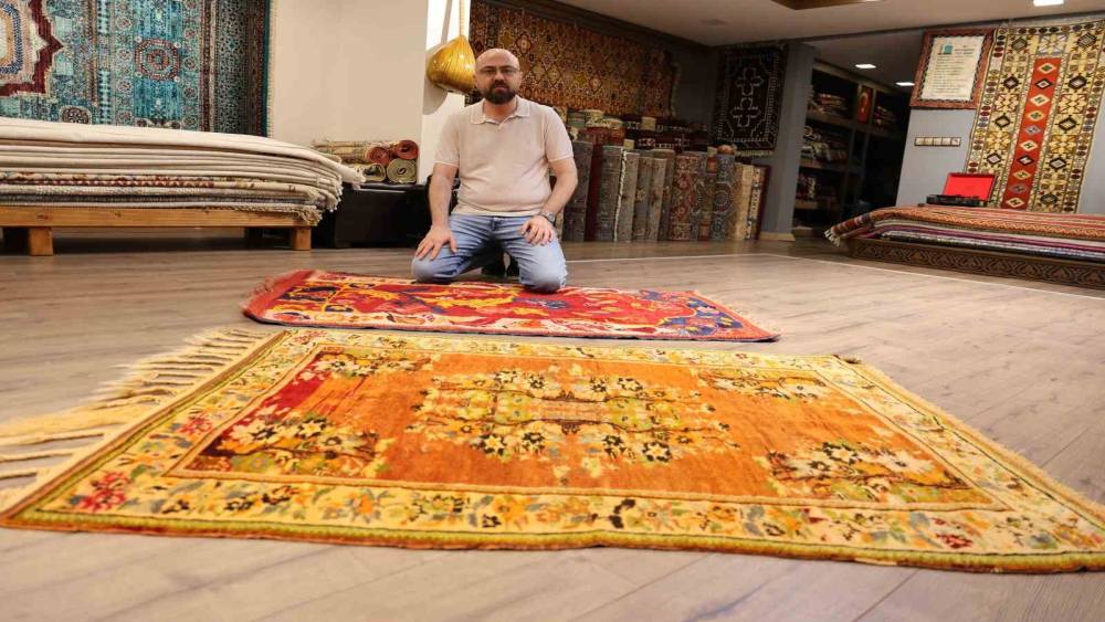 O kadar kıymetli ki, yere serilmiyor
