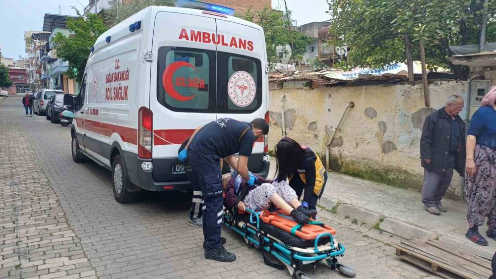 Evin bah&ccedil;esinde d&uuml;şen yaşlı kadın i&ccedil;in ekipler seferber oldu
