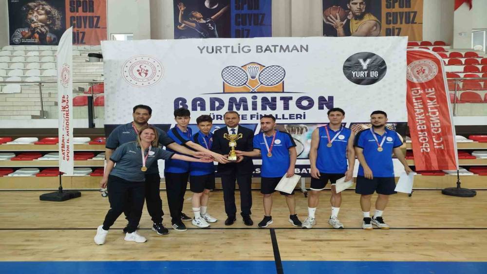Aydın&rsquo;ın badmintoncuları namağlup şampiyon oldu
