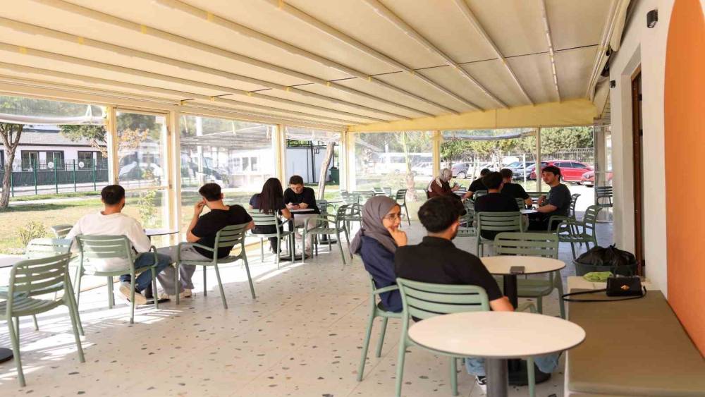 Efeler Belediyesi Yurt Kafe&rsquo;yi hizmete a&ccedil;mak i&ccedil;in g&uuml;n sayıyor
