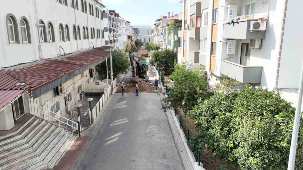 Nazilli&rsquo;de yollar yenileniyor
