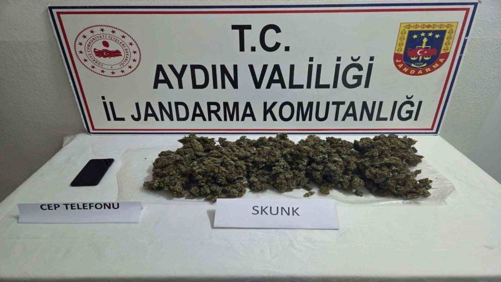 Didim&rsquo;de yabancı uyruklu şahsın evinde 1 kilo uyuşturucu ele ge&ccedil;irildi
