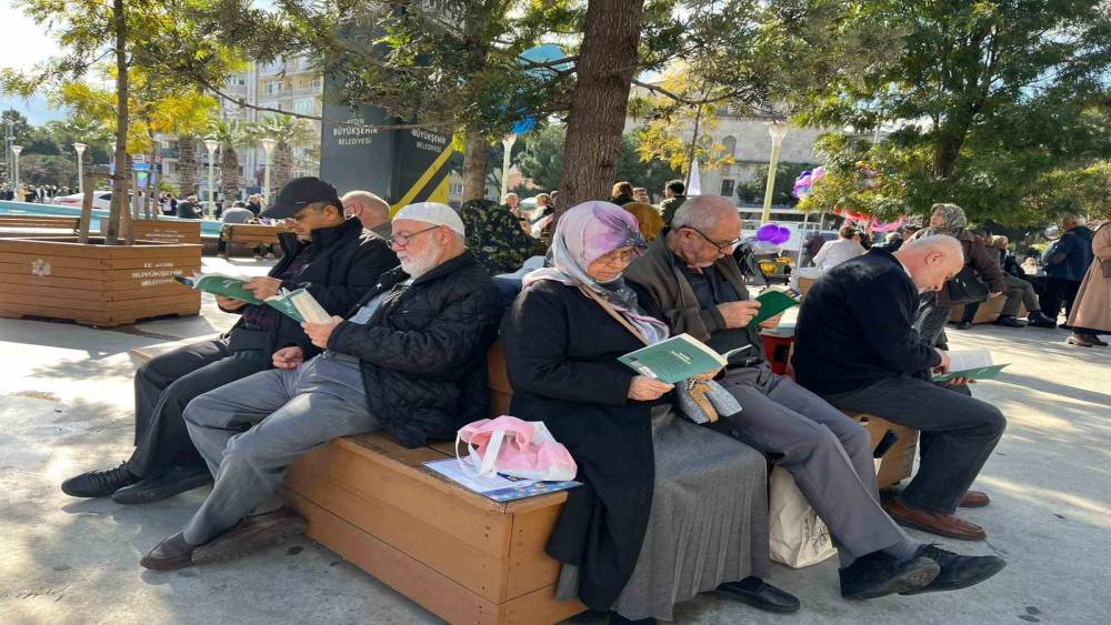 Ufka Yolculuk 13. yılında Aydınlıları yeniden kitapla buluşturdu
