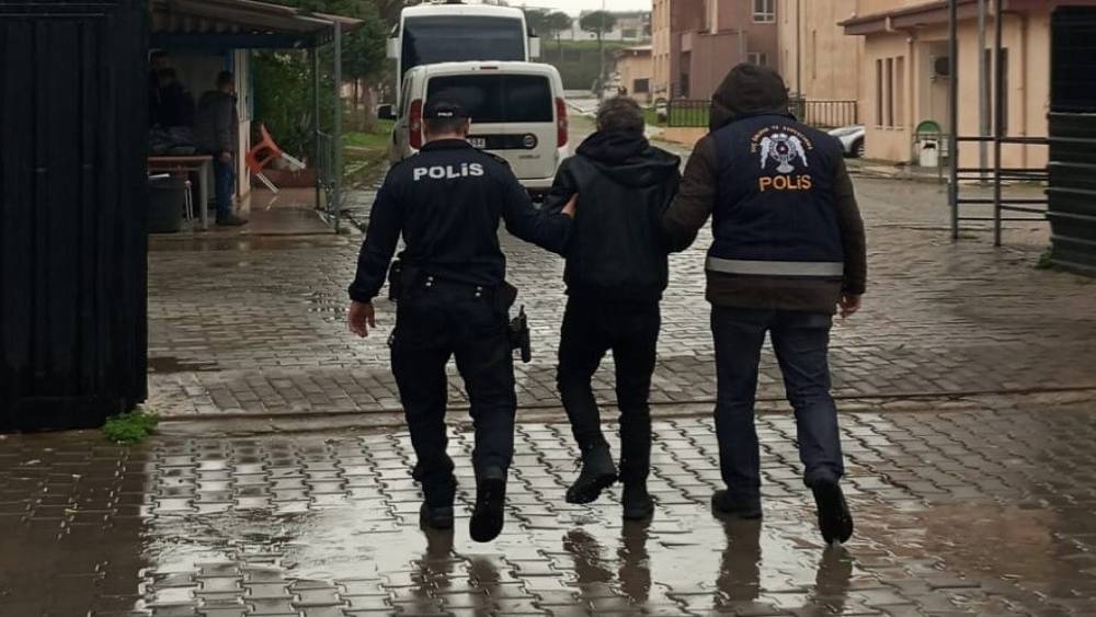 Aydın&rsquo;da 9 yıl hapis cezasıyla aranan h&uuml;k&uuml;ml&uuml; yakalandı
