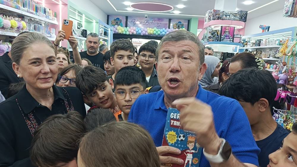 Tanju &Ccedil;olak&rsquo;tan Galatasaray y&ouml;netimine sitem: "Biz gavur muyuz kardeşim?"
