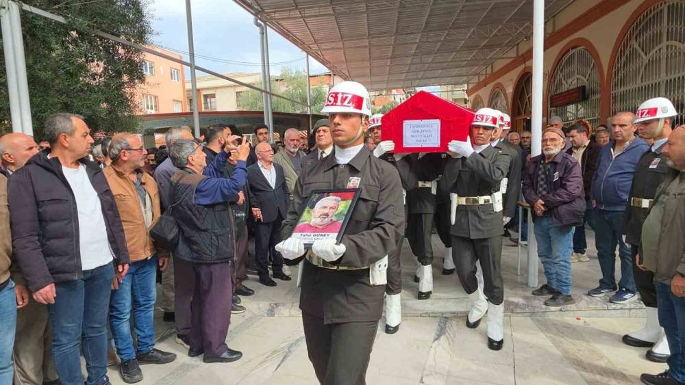Gazi G&uuml;ney son yolculuğuna uğurlandı
