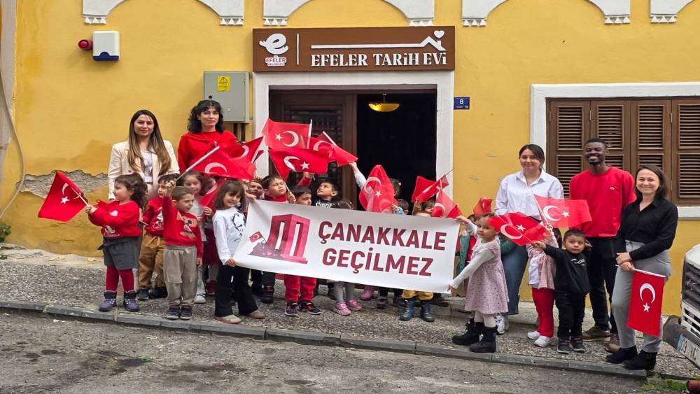 Efeler Belediyesi&rsquo;nin tarihi mekanları &Ccedil;anakkale Zaferi&rsquo;nin yıld&ouml;n&uuml;m&uuml;nde minikleri ağırladı
