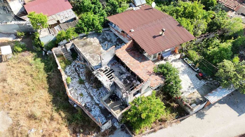Nazilli&rsquo;de 25 metruk bina yıkıldı
