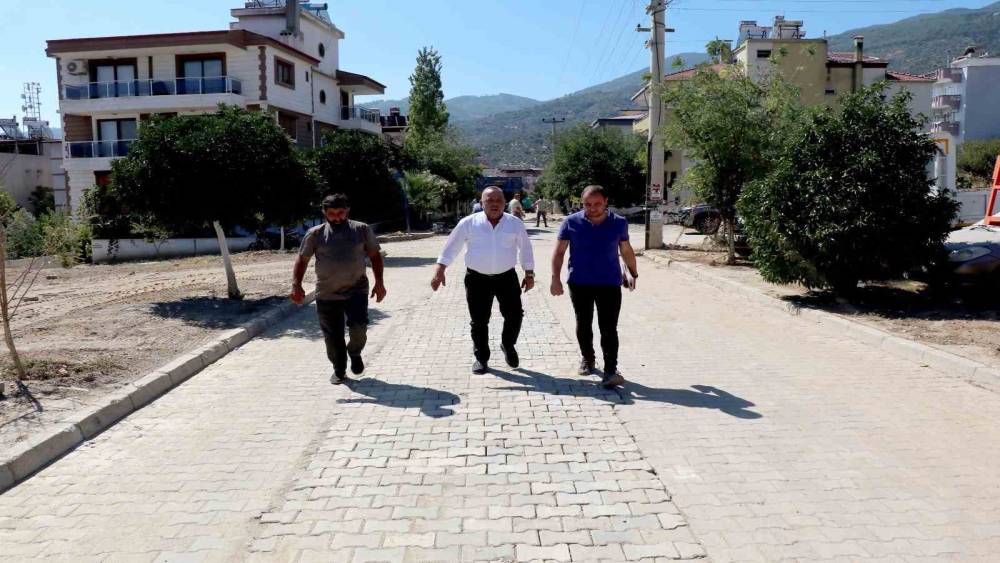 Başkan &Ouml;zel: "Doğalgaz sonrası yollar i&ccedil;in &ccedil;alışmalar hızlandı"
