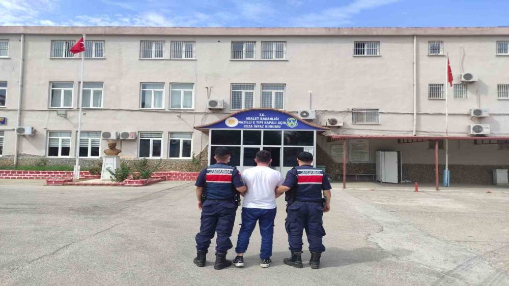 Nazilli&rsquo;de 17 yıl hapis cezasıyla aranan h&uuml;k&uuml;ml&uuml; yakalandı
