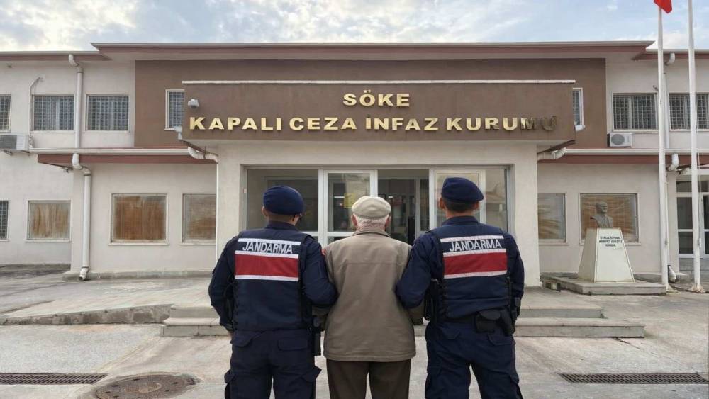 Aydın&rsquo;da 10 yıl hapis cezasıyla aranan h&uuml;k&uuml;ml&uuml; yakalandı
