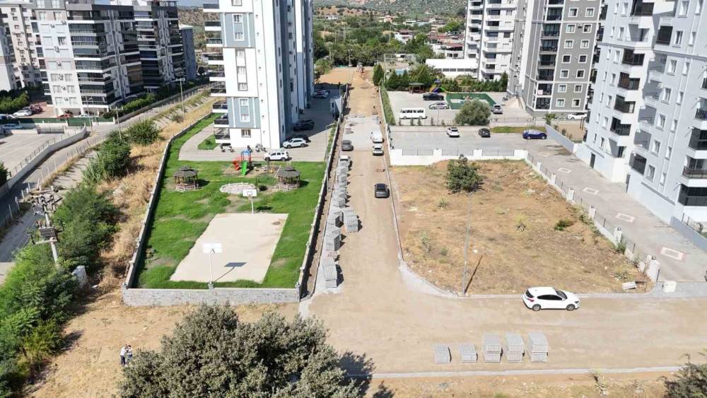 Nazilli&rsquo;de yol yenileme &ccedil;alışmaları başladı
