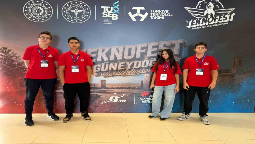 Aydınlı &ouml;ğrenciler 4 bin takımı geride bırakıp TEKNOFEST finaline kaldı
