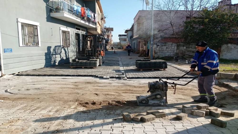 Germencik&rsquo;te sokaklar yenileniyor
