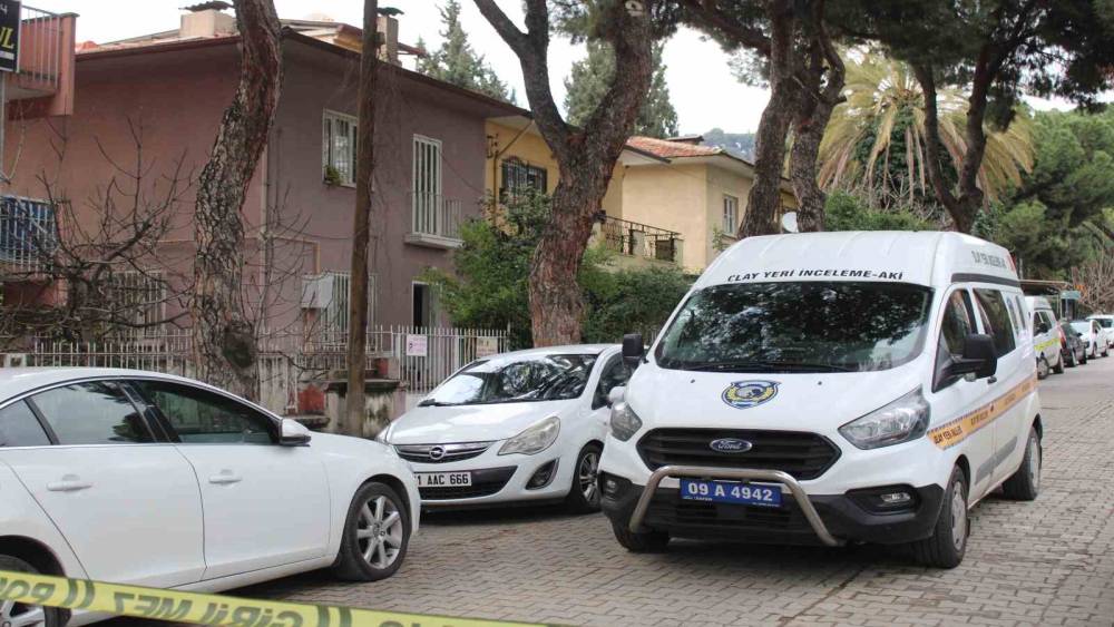 Yaşlı &ccedil;ift cinayetinde &lsquo;mavi poşet&rsquo; detayı katili ele verdi
