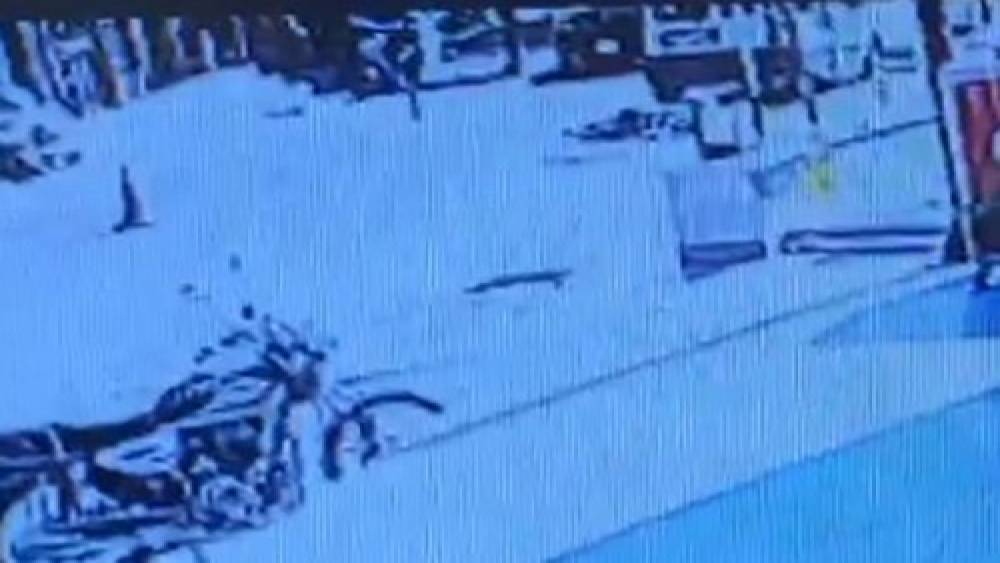 Geri manevra yapan aracın çarptığı yaşlı adam hayatını kaybetti
