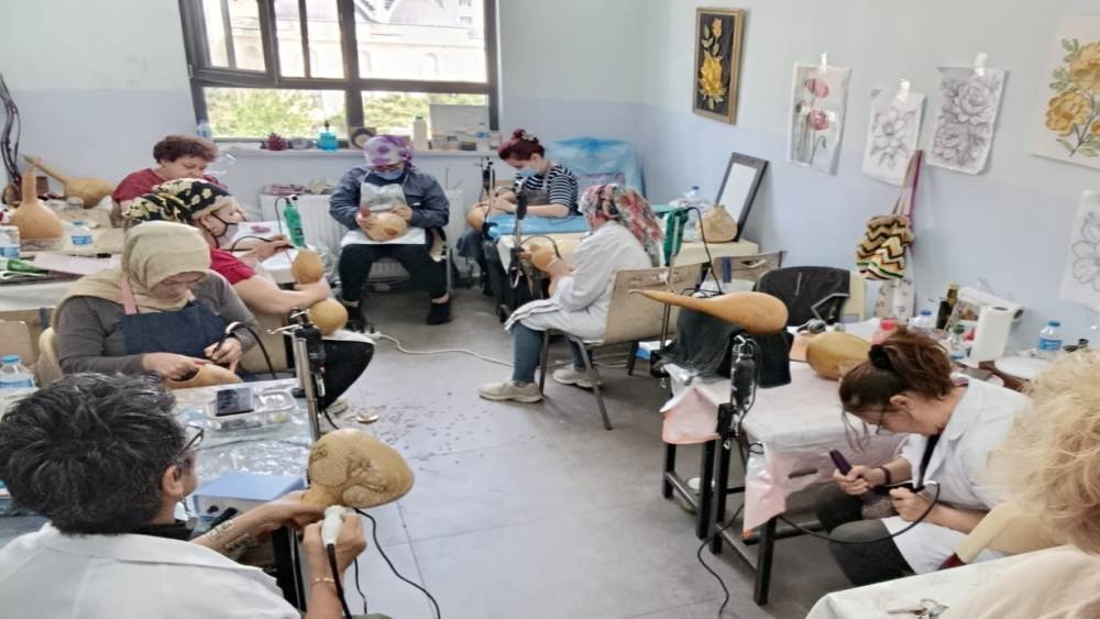 Halk eğitim merkezlerinde yaz d&ouml;nemi kursları s&uuml;r&uuml;yor
