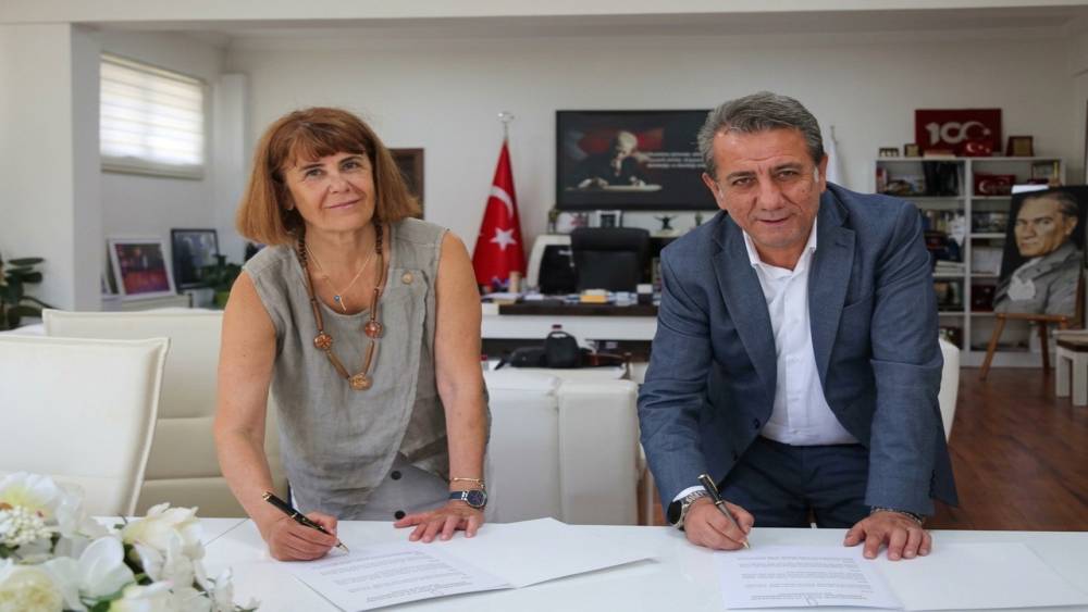 Başkan Yetişkin&rsquo;den Efeler&rsquo;e Atat&uuml;rk K&uuml;lt&uuml;r Evi
