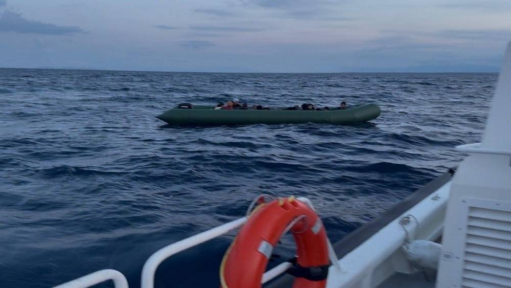 Didim&rsquo;de 11 d&uuml;zensiz g&ouml;&ccedil;men kurtarıldı
