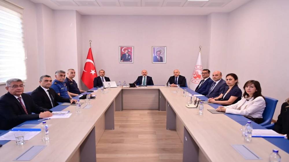 Aydın Valisi Varol, &Ccedil;ine&rsquo;deki toplantıda projeleri değerlendirdi
