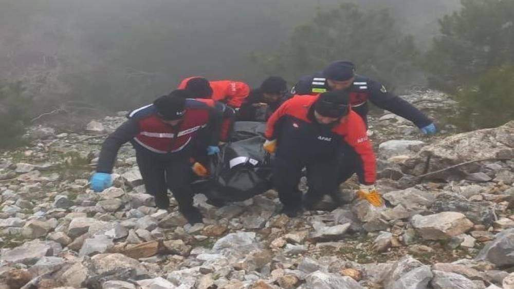 Dinamit patlamasıyla &ouml;len şahsın u&ccedil;uruma atıldığı iddiası
