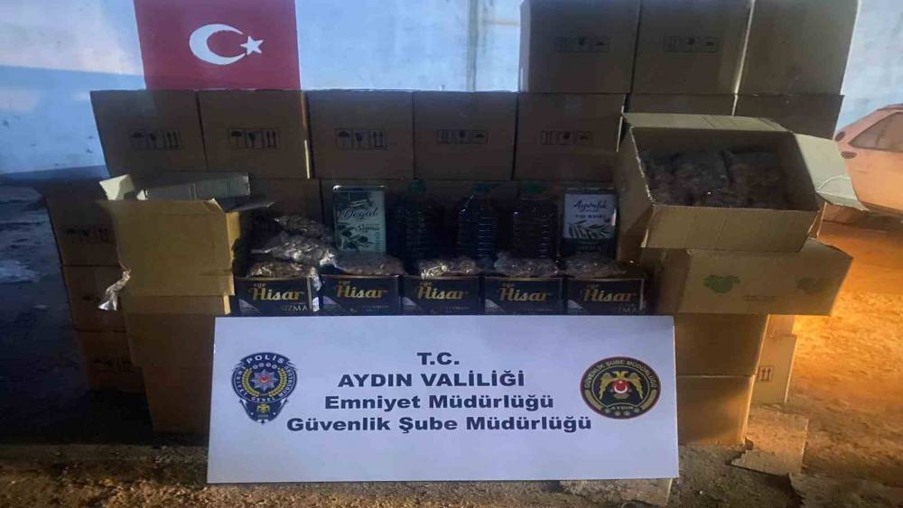 Durdurulan ara&ccedil;tan litrelerce tağşiş zeytinyağı &ccedil;ıktı
