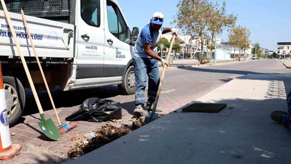 Didim Belediyesi&rsquo;nden mazgal temizliği
