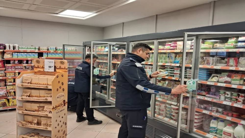 Germencik&rsquo;te zabıta ekipleri zincir marketlerde denetim ger&ccedil;ekleştirdi
