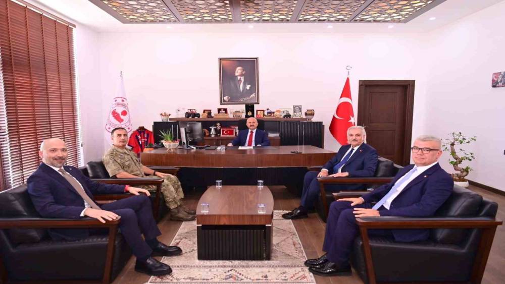 Aydın Valisi Varol, S&ouml;ke&rsquo;de incelemelerde bulundu

