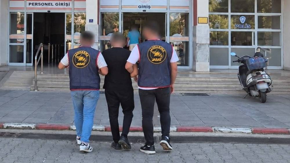 Bozdoğan&rsquo;da 21 yıl 2 ay hapis cezasıyla aranan h&uuml;k&uuml;ml&uuml; yakalandı
