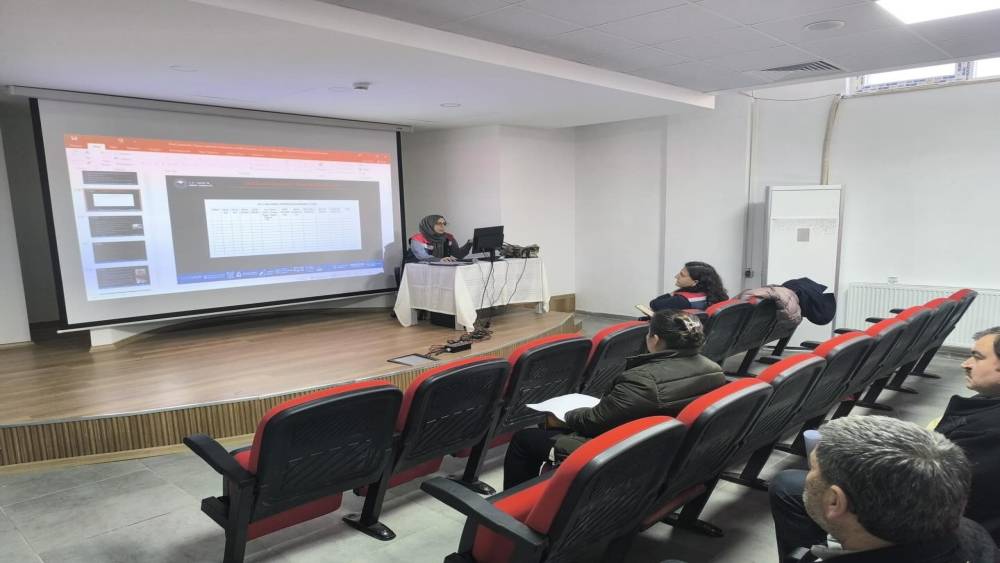 K&ouml;şk&rsquo;te kantin &ccedil;alışanlarına hijyen eğitimi
