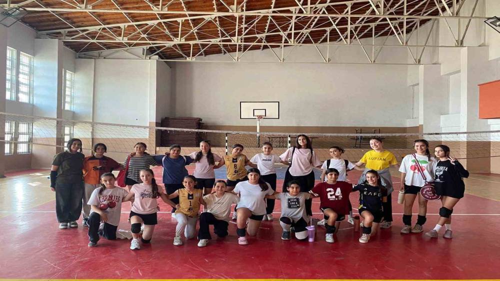 Germencik&rsquo;te &ccedil;ocuklar kış kurslarıyla yeteneklerini geliştiriyor
