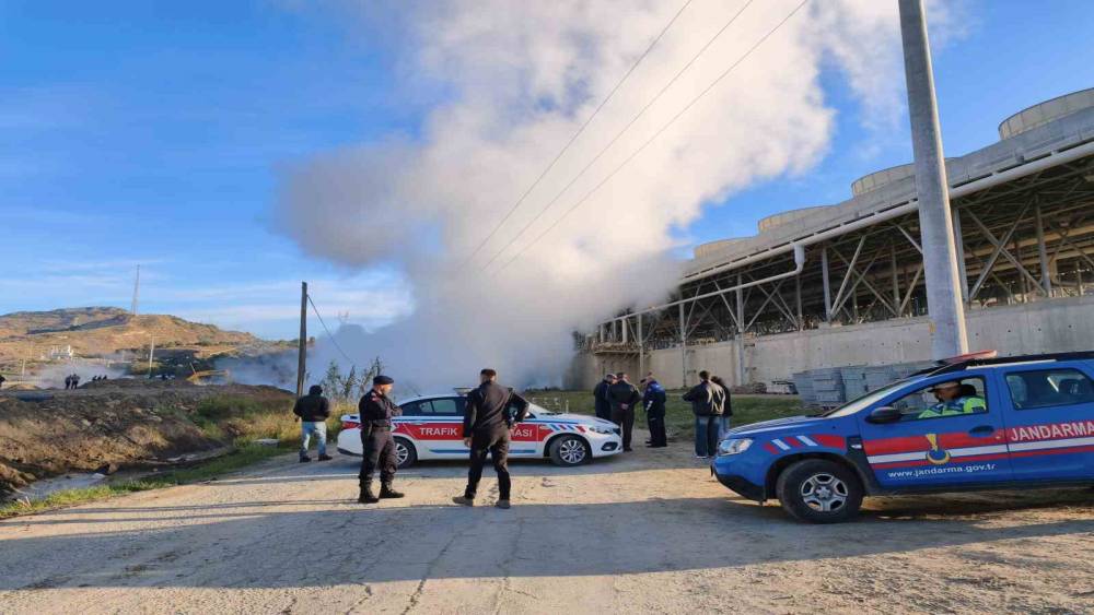 Aydın’da jeotermal akışkan iletim hattı patladı: 170 derecelik su çevreye yayıldı
